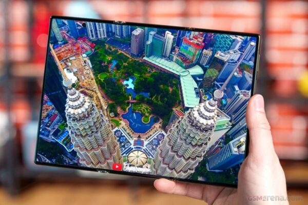 Huawei Mate XT Ultimate 512GB - Image 13