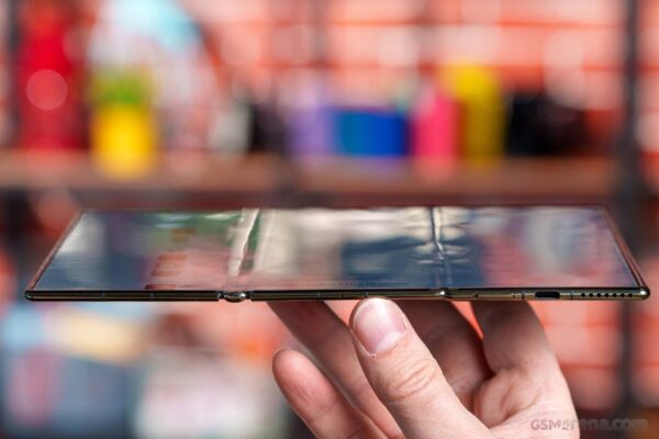 Huawei Mate XT Ultimate 512GB - Image 12
